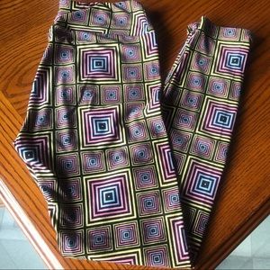 OS Lularoe Logo Leggings EUC
